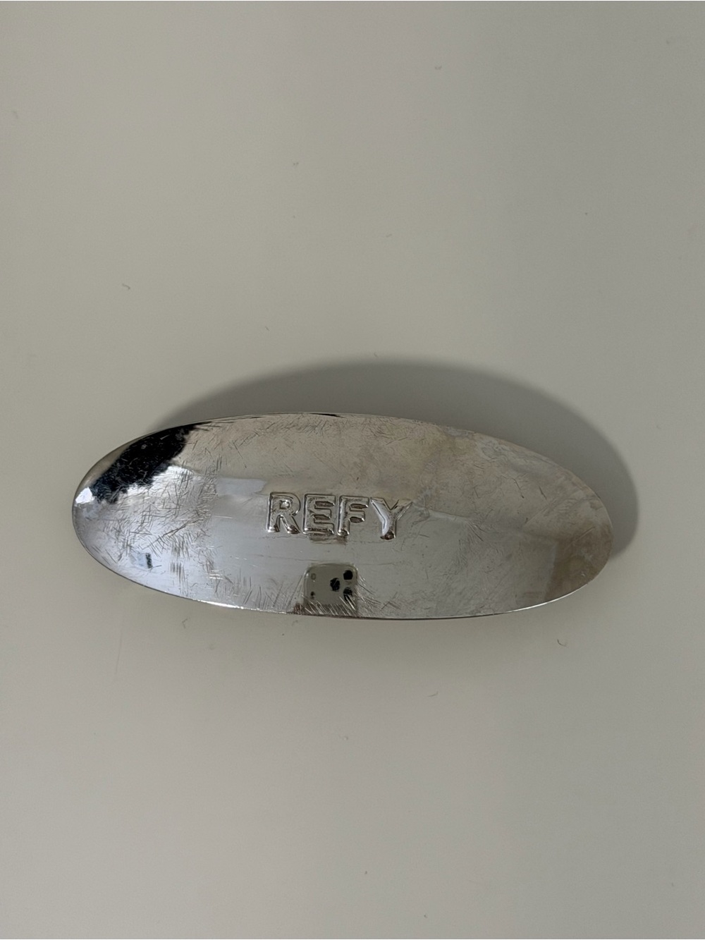 REFY Silver Oval Hair Clip Barrette